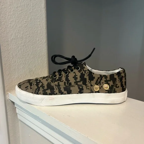 Gram Vz Low Top Shoe Camo Green Black Womens Size 9 Mens 7 EU 40 - Picture 4 of 10